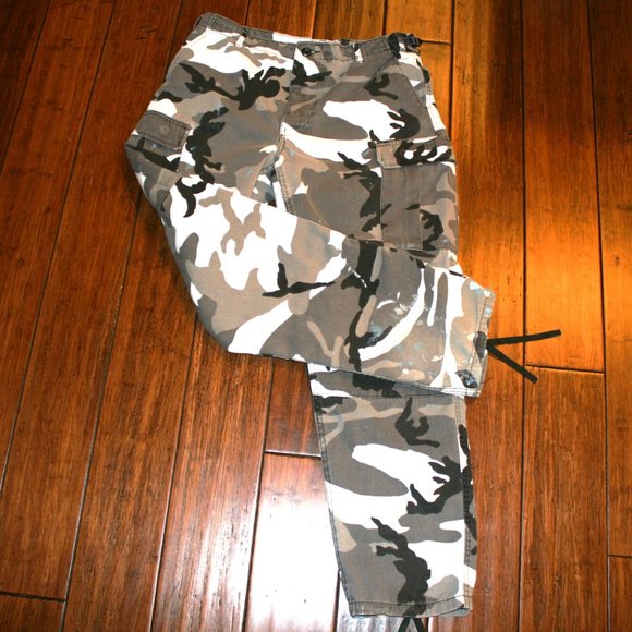 Mens Gray Camo Pants-Excellent Condition but with some "Character." - Picture 7 of 9